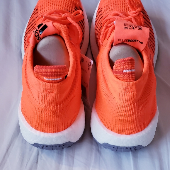 Adidas Pulseboost HD Solar Red - Picture 3 of 6